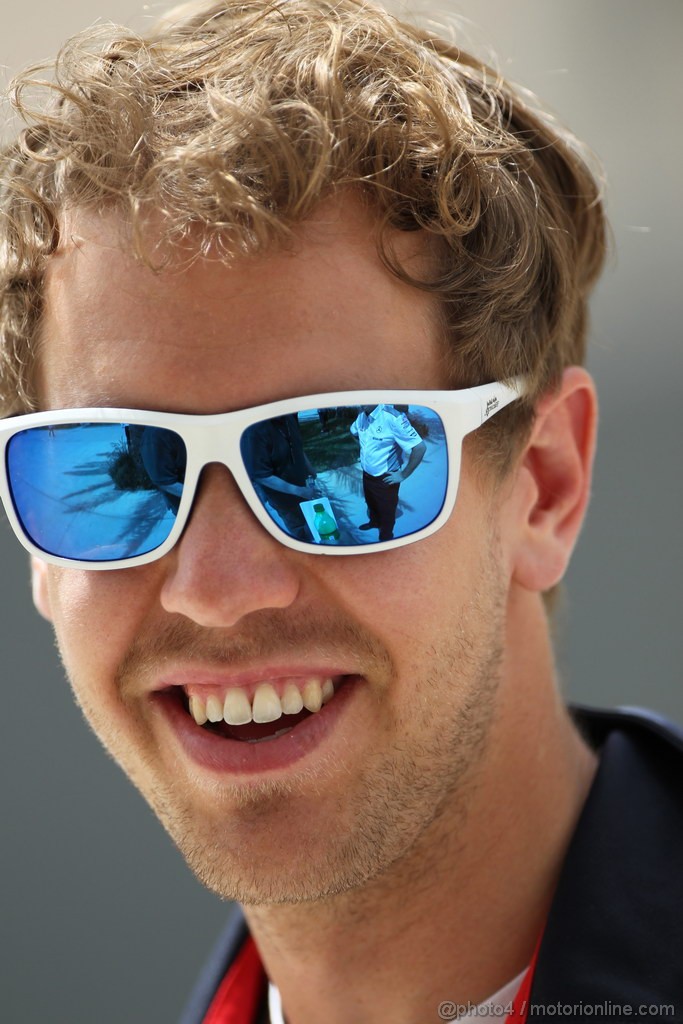 GP BAHRAIN, 21.04.2013- Sebastian Vettel (GER) Red Bull Racing RB9 