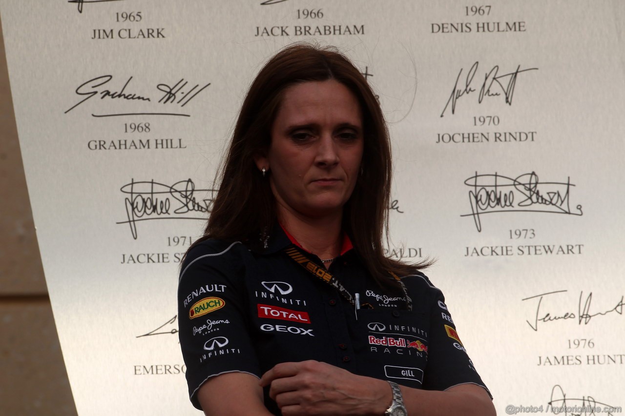 GP BAHRAIN, 21.04.2013- Gara, Gill Jones, Red Bull Racing.