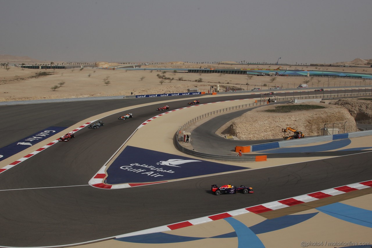 GP BAHRAIN, 21.04.2013- Gara, Sebastian Vettel (GER) Red Bull Racing RB9 