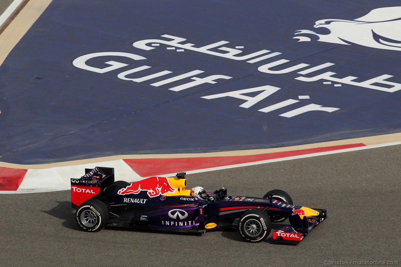GP BAHRAIN, 21.04.2013- Gara, Sebastian Vettel (GER) Red Bull Racing RB9 