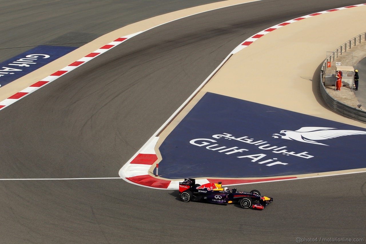 GP BAHRAIN, 21.04.2013- Gara, Sebastian Vettel (GER) Red Bull Racing RB9 