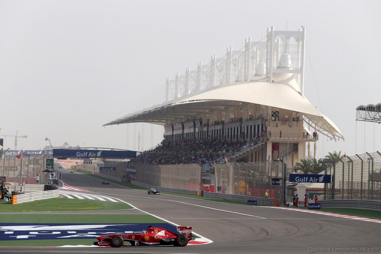 GP BAHRAIN, 21.04.2013- Gara, Fernando Alonso (ESP) Ferrari F138 
