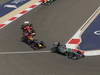 GP BAHRAIN, 21.04.2013- Gara, Nico Rosberg (GER) Mercedes AMG F1 W04 davanti a Sebastian Vettel (GER) Red Bull Racing RB9 e Fernando Alonso (ESP) Ferrari F138 