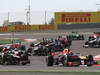 GP BAHRAIN, 21.04.2013- Gara, Start of the race, Mark Webber (AUS) Red Bull Racing RB9 
