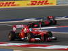 GP BAHRAIN, 21.04.2013- Gara, Fernando Alonso (ESP) Ferrari F138 davanti a Sergio Perez (MEX) McLaren MP4-28 