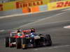GP BAHRAIN, 21.04.2013- Gara, Daniel Ricciardo (AUS) Scuderia Toro Rosso STR8 davanti a Felipe Massa (BRA) Ferrari F138 