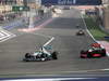 GP BAHRAIN, 21.04.2013- Gara, Lewis Hamilton (GBR) Mercedes AMG F1 W04 e Sergio Perez (MEX) McLaren MP4-28 