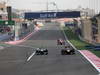 GP BAHRAIN, 21.04.2013- Gara, Lewis Hamilton (GBR) Mercedes AMG F1 W04 e Mark Webber (AUS) Red Bull Racing RB9 