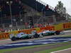 GP BAHRAIN, 21.04.2013- Gara, Nico Rosberg (GER) Mercedes AMG F1 W04 e Paul di Resta (GBR) Sahara Force India F1 Team VJM06 