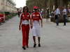 GP BAHRAIN, 18.04.2013- Stefania Boccoli (ITA), Ferrari Press Office e Felipe Massa (BRA) Ferrari F138