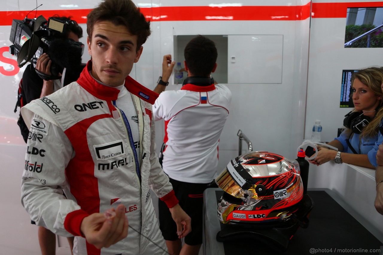 GP BAHRAIN, 20.04.2012- Prove Libere 3, Jules Bianchi (FRA) Marussia F1 Team MR02 