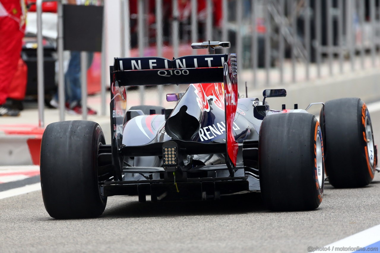 GP BAHRAIN, 20.04.2012- Prove Libere 3, Sebastian Vettel (GER) Red Bull Racing RB9 