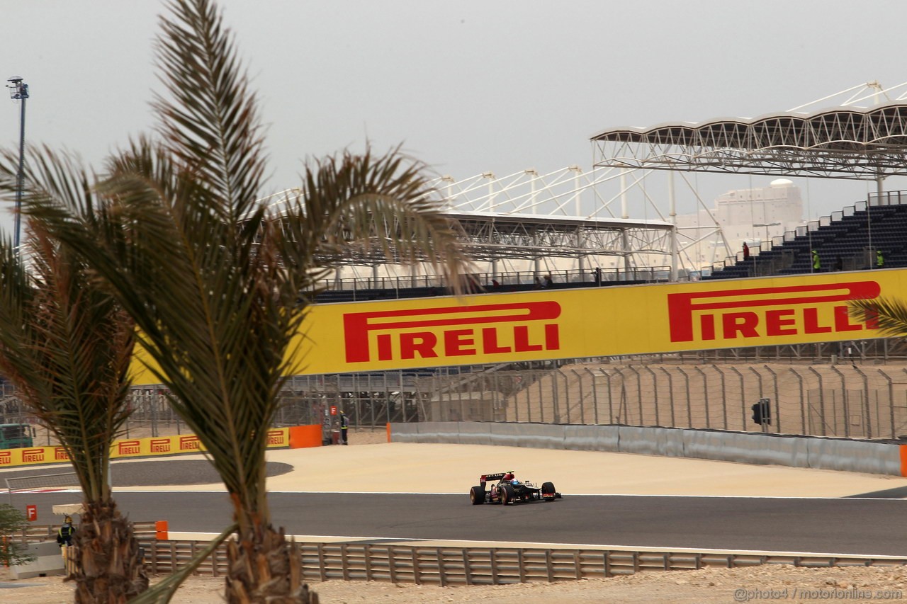 GP BAHRAIN, 20.04.2012- Prove Libere 3, Daniel Ricciardo (AUS) Scuderia Toro Rosso STR8 