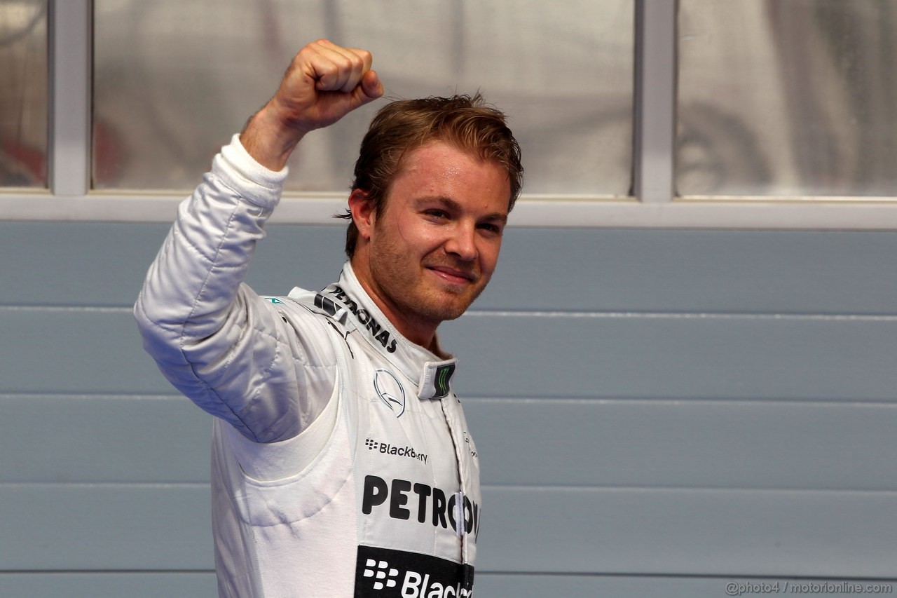 GP BAHRAIN, 20.04.2012- Qualifiche, Nico Rosberg (GER) Mercedes AMG F1 W04 pole position 