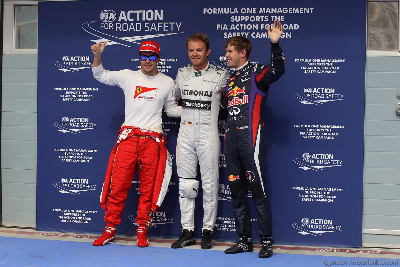 GP BAHRAIN, 20.04.2012- Qualifiche, terzo Fernando Alonso (ESP) Ferrari F138, Nico Rosberg (GER) Mercedes AMG F1 W04 pole position e secondo Sebastian Vettel (GER) Red Bull Racing RB9 
