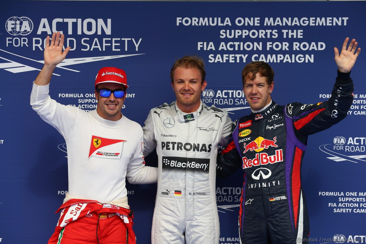 GP BAHRAIN, 20.04.2012- Qualifiche, terzo Fernando Alonso (ESP) Ferrari F138, Nico Rosberg (GER) Mercedes AMG F1 W04 pole position e secondo Sebastian Vettel (GER) Red Bull Racing RB9