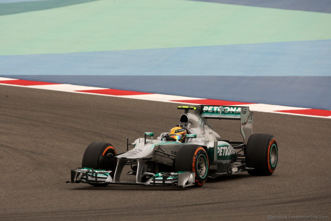 GP BAHRAIN, 20.04.2012- Qualifiche, Lewis Hamilton (GBR) Mercedes AMG F1 W04 