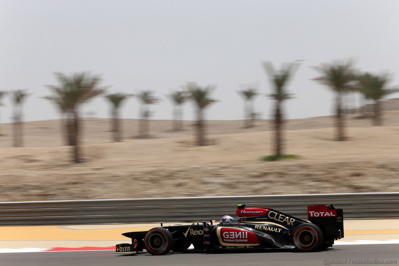 GP BAHRAIN, 19.04.2013- Prove Libere 1, Romain Grosjean (FRA) Lotus F1 Team E21 