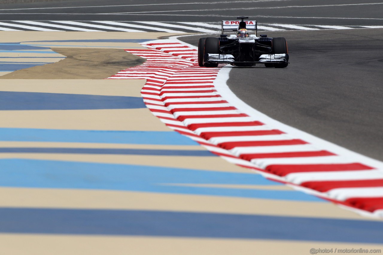 GP BAHRAIN, 19.04.2013- Prove Libere 1, Pastor Maldonado (VEN) Williams F1 Team FW35 