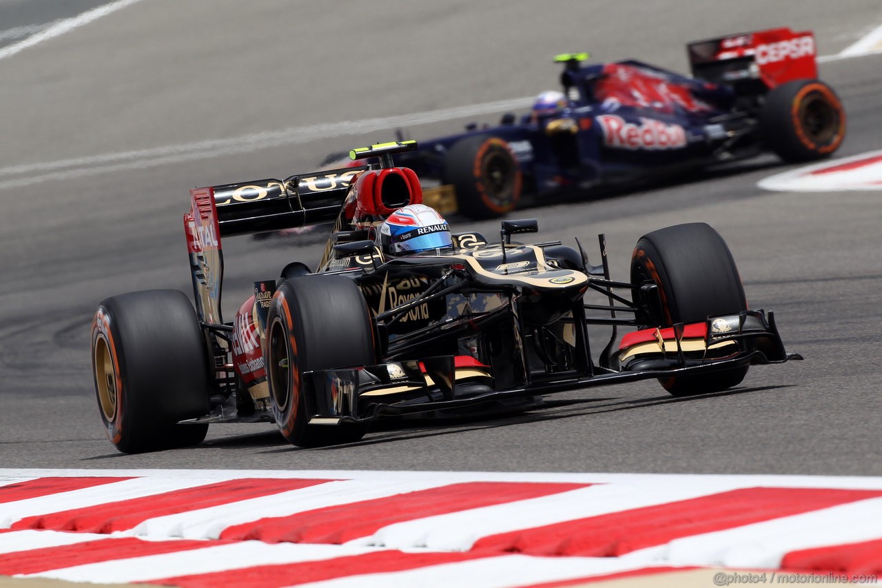 GP BAHRAIN, 19.04.2013- Prove Libere 1, Romain Grosjean (FRA) Lotus F1 Team E21 
