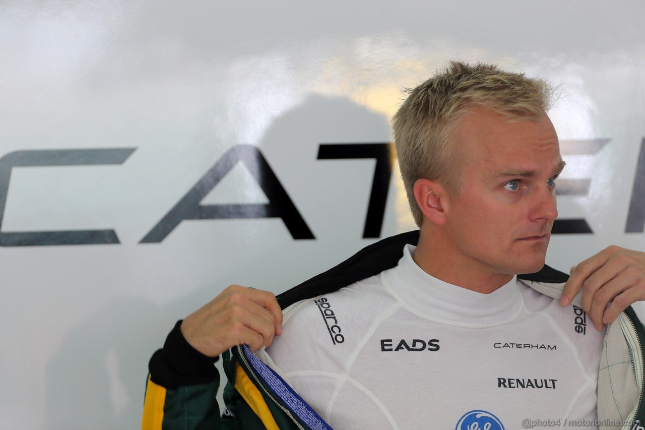 GP BAHRAIN, 19.04.2013- Prove Libere 1, Heikki Kovalainen (FIN) Caterham F1 Team CT03, Test Driver 