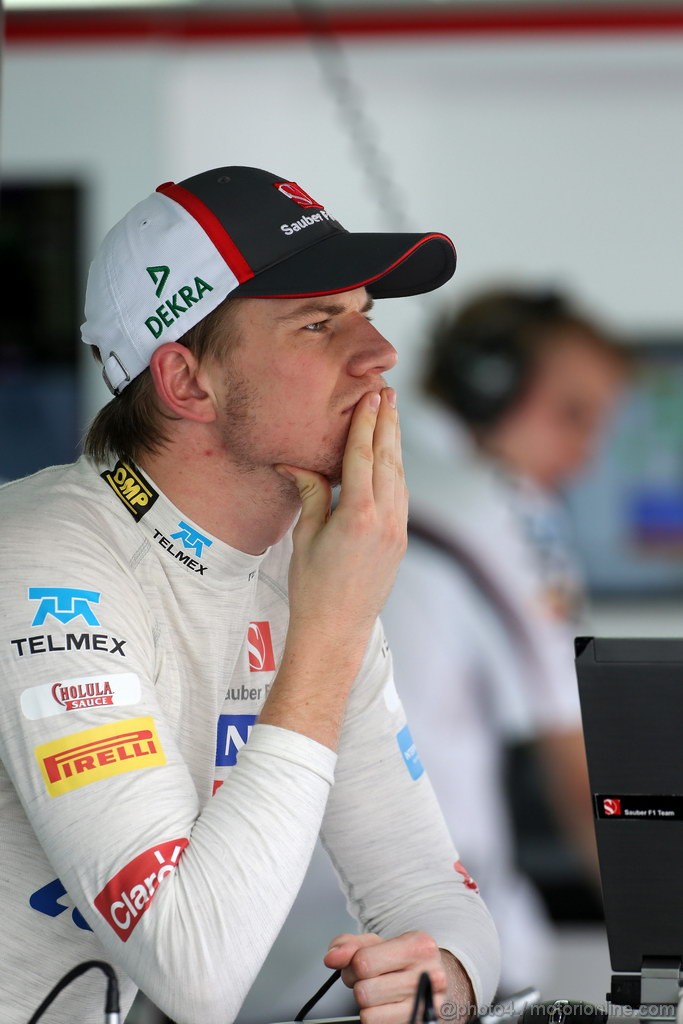 GP BAHRAIN, 19.04.2013- Prove Libere 1, Nico Hulkenberg (GER) Sauber F1 Team C32 