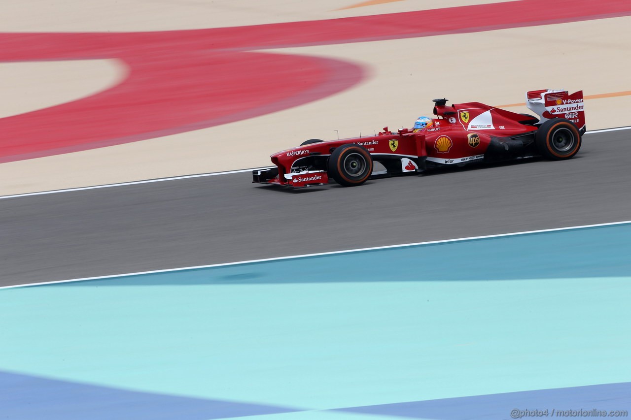 GP BAHRAIN, 19.04.2013- Prove Libere 1, Fernando Alonso (ESP) Ferrari F138 