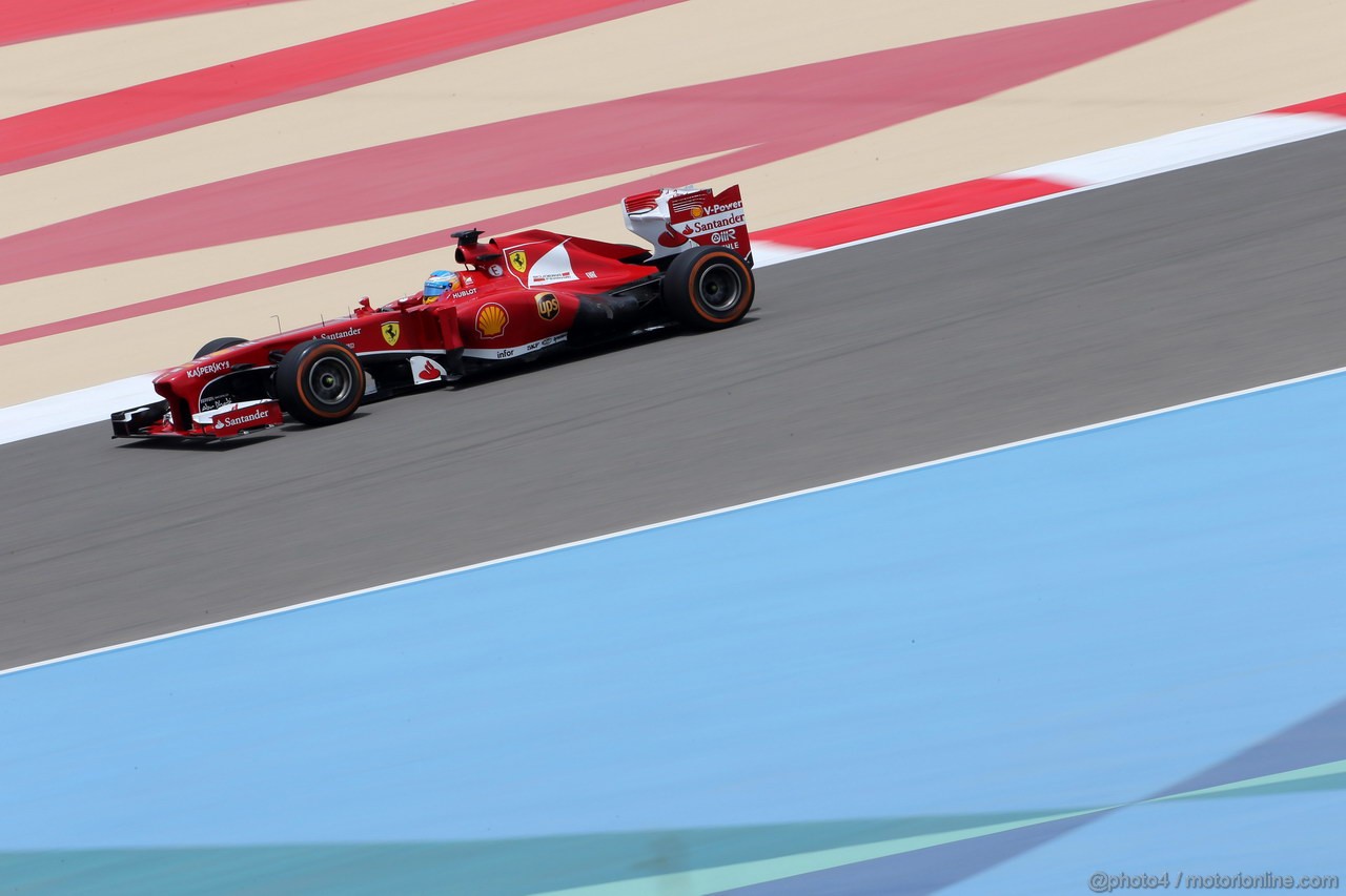 GP BAHRAIN, 19.04.2013- Prove Libere 1, Fernando Alonso (ESP) Ferrari F138 
