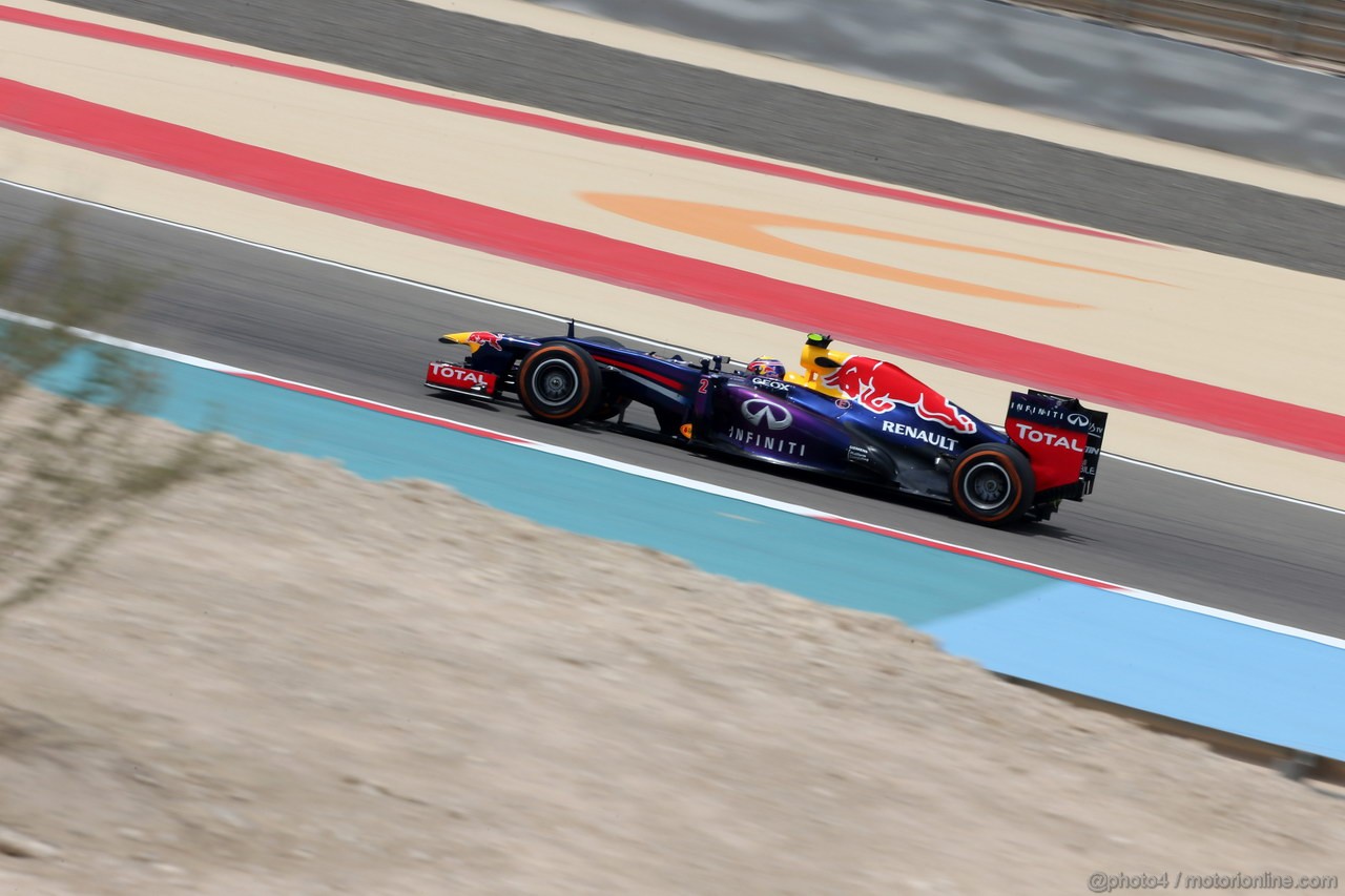 GP BAHRAIN, 19.04.2013- Prove Libere 1, Mark Webber (AUS) Red Bull Racing RB9 