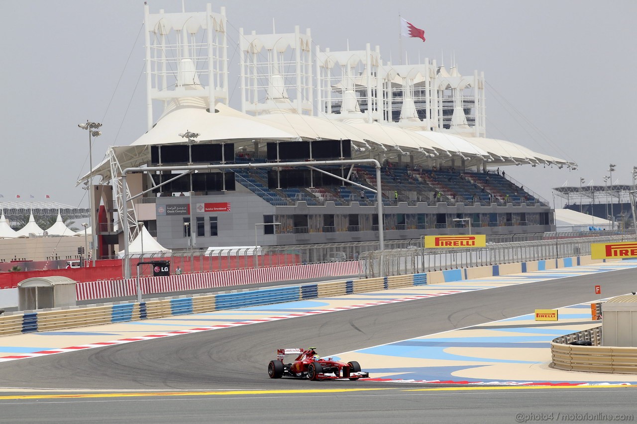 GP BAHRAIN, 19.04.2013- Prove Libere 1, Felipe Massa (BRA) Ferrari F138 