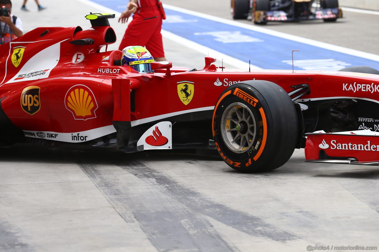 GP BAHRAIN, 19.04.2013- Prove Libere 1, Felipe Massa (BRA) Ferrari F138 