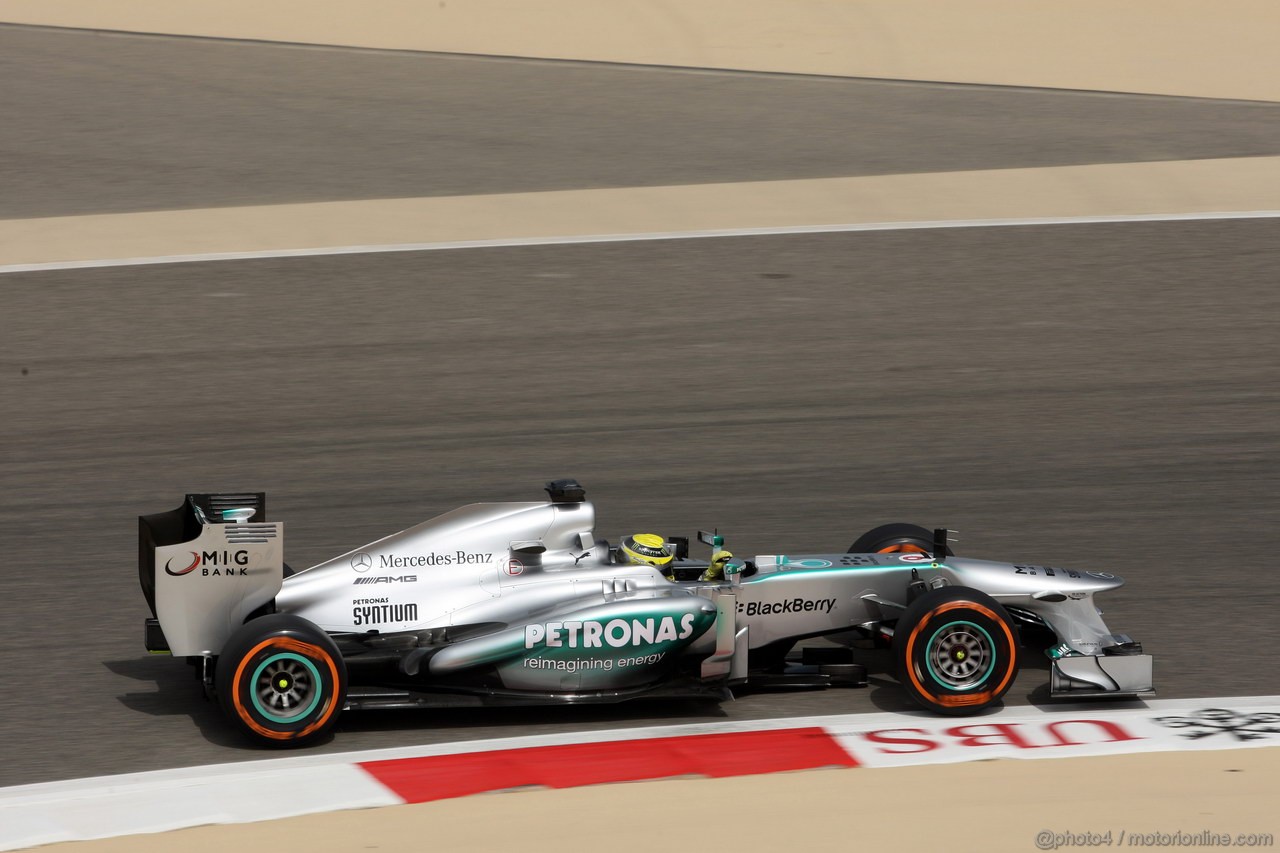 GP BAHRAIN, 19.04.2013- Prove Libere 2, Nico Rosberg (GER) Mercedes AMG F1 W04 