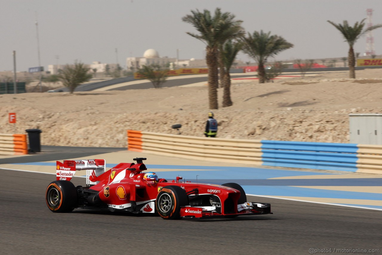 GP BAHRAIN, 19.04.2013- Prove Libere 2, Fernando Alonso (ESP) Ferrari F138 