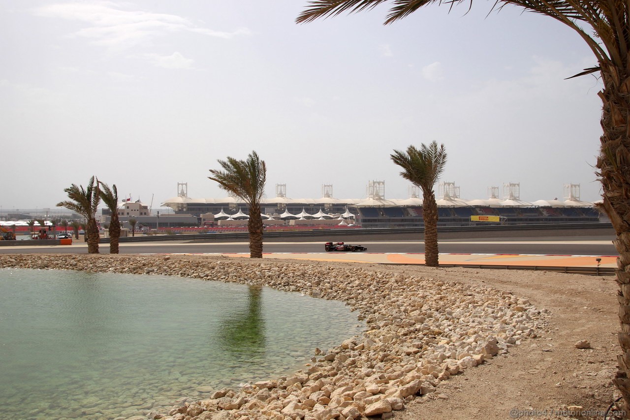 GP BAHRAIN, 19.04.2013- Prove Libere 2, Romain Grosjean (FRA) Lotus F1 Team E21 