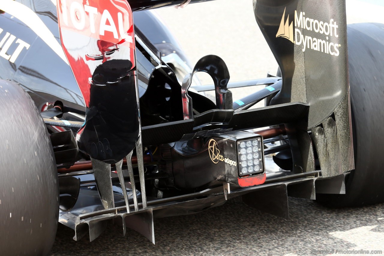 GP BAHRAIN, 19.04.2013- Prove Libere 2, Lotus F1 Team E21 