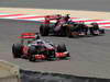 GP BAHRAIN, 19.04.2013- Free Practice 1, Jenson Button (GBR) McLaren Mercedes MP4-28 e Daniel Ricciardo (AUS) Scuderia Toro Rosso STR8 