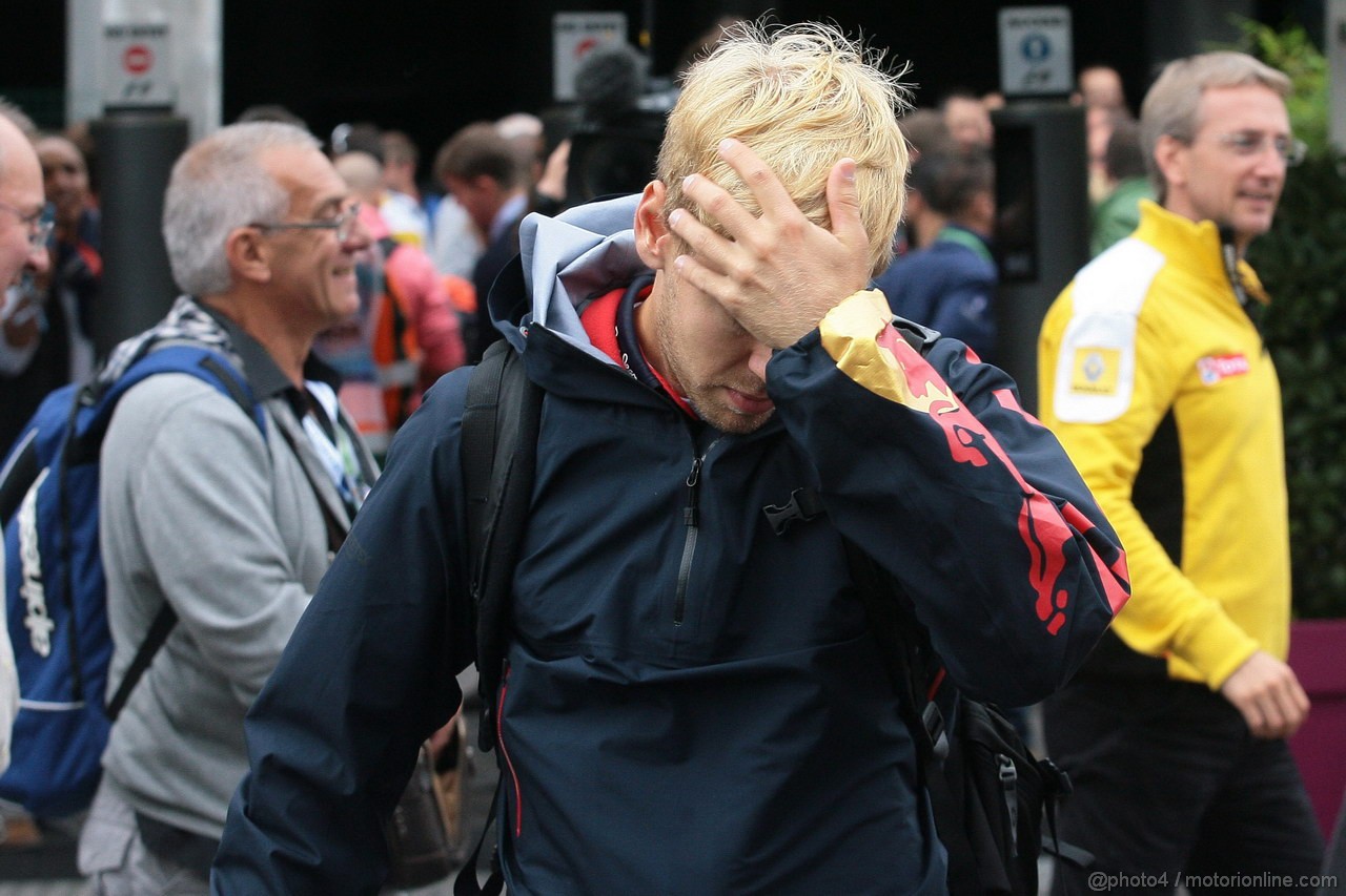 GP BELGIO, 25.08.2013- Sebastian Vettel (GER) Red Bull Racing RB9 