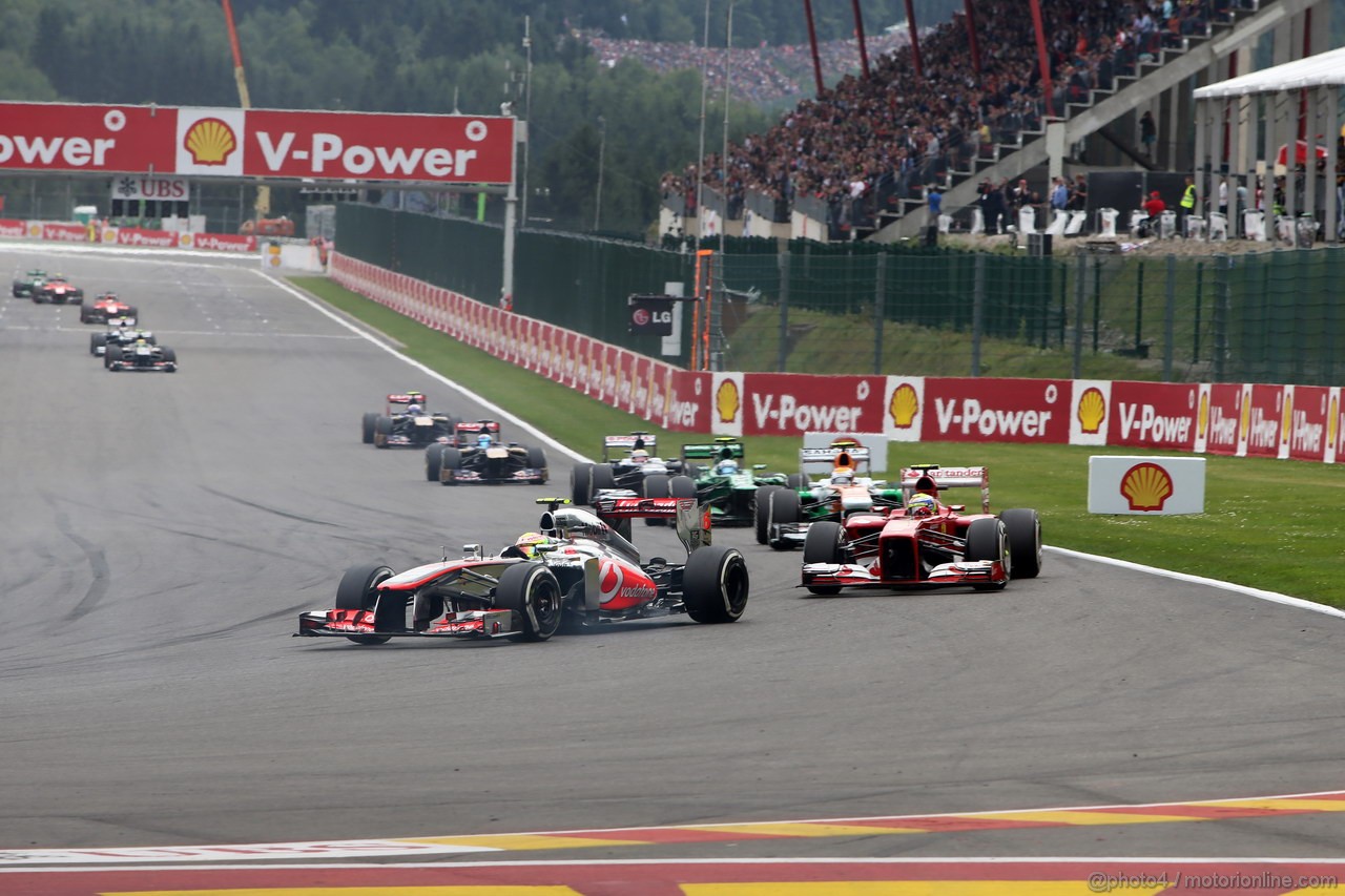 GP BELGIO, 25.08.2013-  Gara, Sergio Perez (MEX) McLaren MP4-28 
