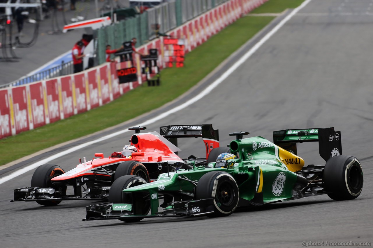 GP BELGIO, 25.08.2013-  Gara, Jules Bianchi (FRA) Marussia F1 Team MR02 e Charles Pic (FRA) Caterham F1 Team CT03 