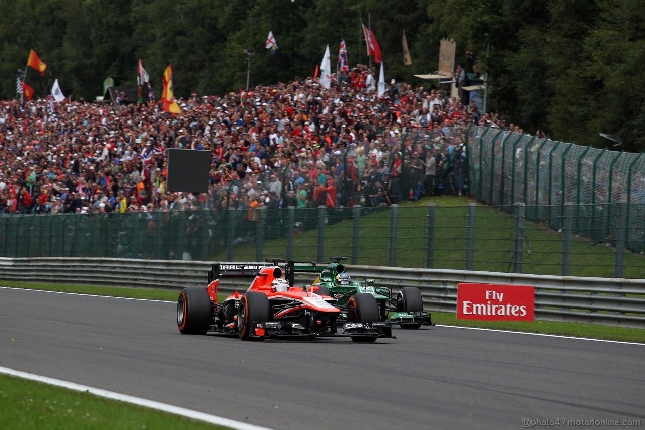 GP BELGIO, 25.08.2013-  Gara, Jules Bianchi (FRA) Marussia F1 Team MR02 e Charles Pic (FRA) Caterham F1 Team CT03 