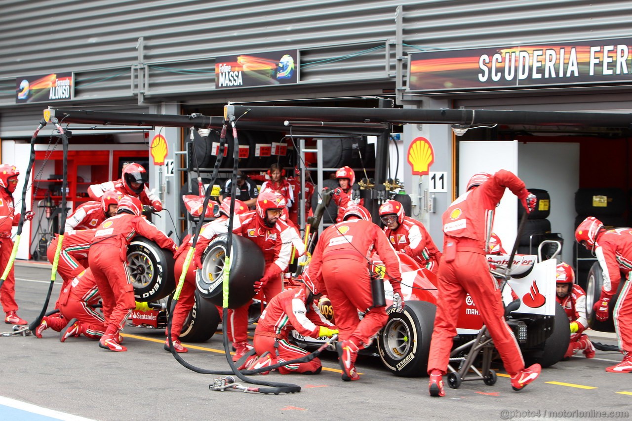 GP BELGIO, 25.08.2013-  Gara, Pit stop, Felipe Massa (BRA) Ferrari F138
