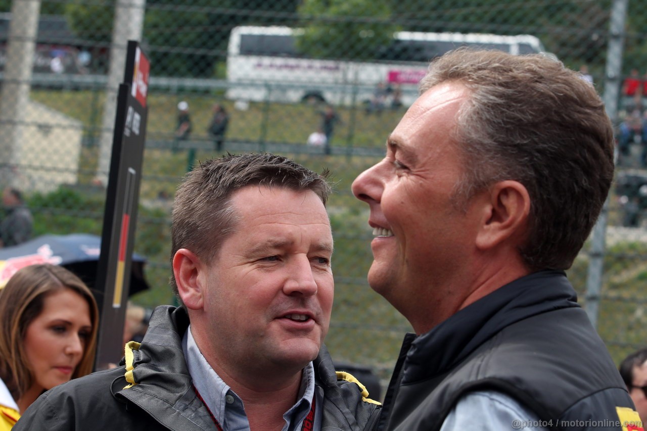 GP BELGIO, 25.08.2013-  Gara, (L-D) Paul Hembery, Pirelli Motorspor Director e Mario Isola (ITA), Sporting Director Pirelli  