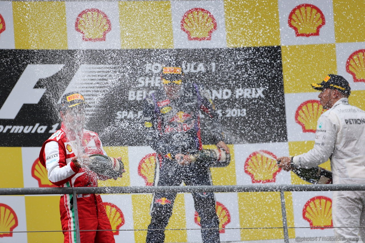 GP BELGIO, 25.08.2013-  Gara, 1st position Sebastian Vettel (GER) Red Bull Racing RB9, secondo Fernando Alonso (ESP) Ferrari F138 e terzo Lewis Hamilton (GBR) Mercedes AMG F1 W04