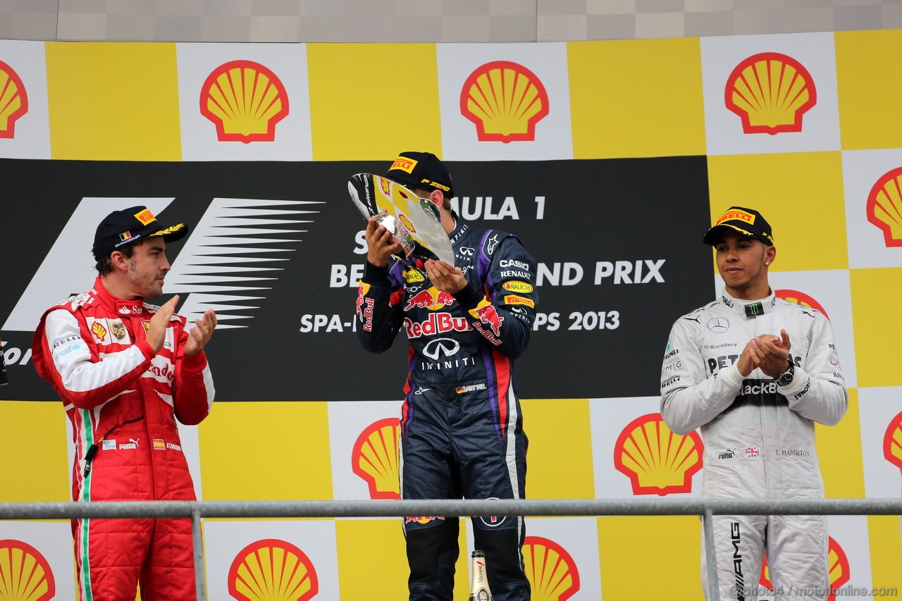 GP BELGIO, 25.08.2013-  Gara, 1st position Sebastian Vettel (GER) Red Bull Racing RB9, secondo Fernando Alonso (ESP) Ferrari F138 e terzo Lewis Hamilton (GBR) Mercedes AMG F1 W04