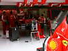 GP BELGIO, 25.08.2013- Mechanics Ferrari work on the car