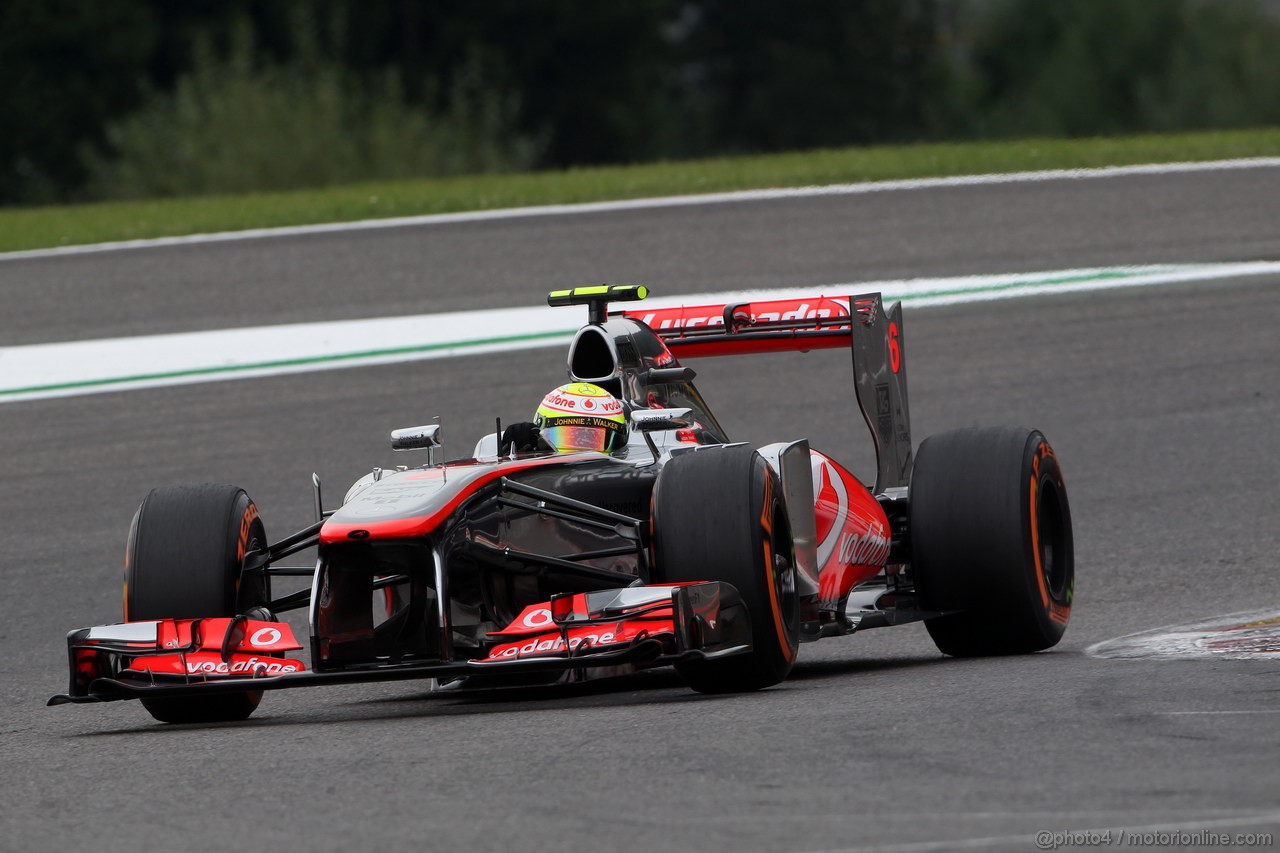 GP BELGIO, 24.08.2013- Prove Libere 3, Sergio Perez (MEX) McLaren MP4-28 