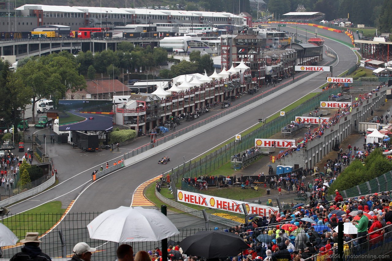 GP BELGIO, 24.08.2013- Qualifiche, Sebastian Vettel (GER) Red Bull Racing RB9 