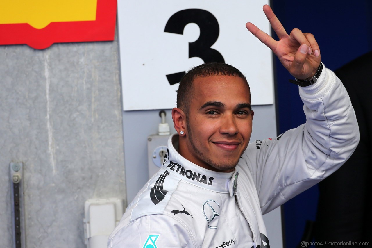 GP BELGIO, 24.08.2013- Qualifiche, Lewis Hamilton (GBR) Mercedes AMG F1 W04 pole position