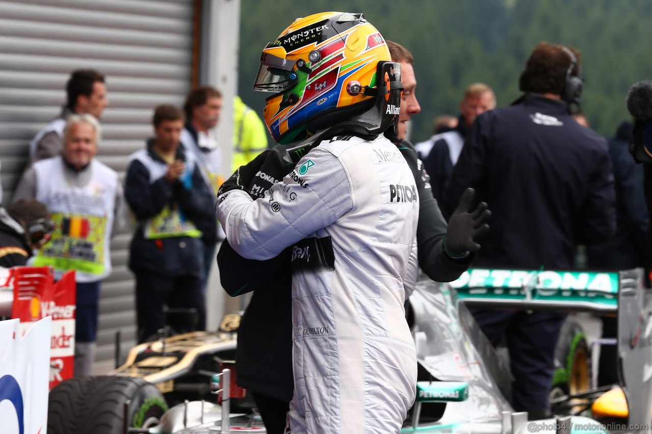 GP BELGIO, 24.08.2013- Qualifiche, Lewis Hamilton (GBR) Mercedes AMG F1 W04 pole position