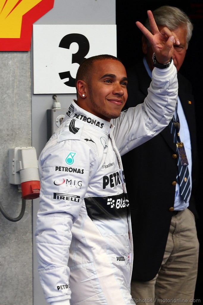 GP BELGIO, 24.08.2013- Qualifiche, Lewis Hamilton (GBR) Mercedes AMG F1 W04 pole position